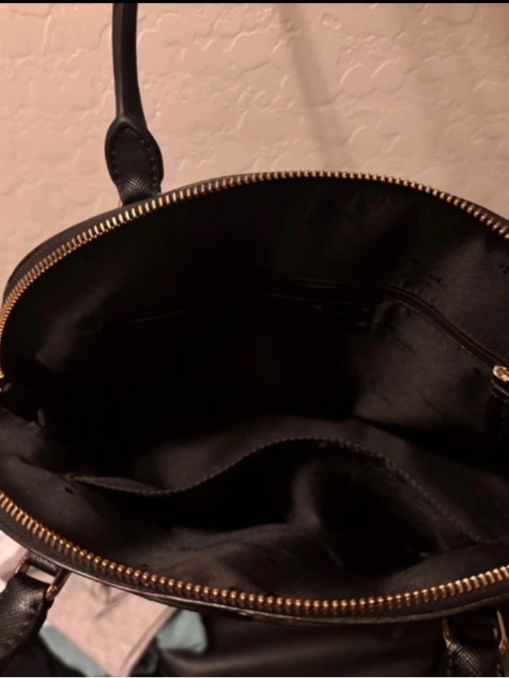 kate spade black dome-shaped satchel with gold logo - Picture 2 of 3